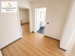 Gepflegte Eigentumswohnung mit Balkon, Weitblick und moderner Ausstattung - Flur 2