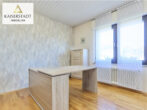 Breinig - Einfamilienhaus mit Wintergarten, Garage und großem Grundstück - Büro