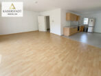 Modernisierte Wohnung inkl. Küche, Balkon und optional Garage mit traumhaftem Fernblick - Wohnraum Küche