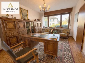 Arbeitszimmer