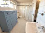 Familienfreundliches Reihenmittelhaus mit Kamin, Garten und Garage in Eschweiler-Neu Lohn - Badezimmer