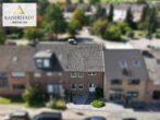 Familienfreundliches Reihenmittelhaus mit Kamin, Garten und Garage in Eschweiler-Neu Lohn - Reihenhaus