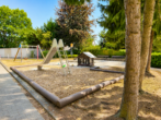 Einfamilienhaus mit Ausbaureserve und Garage in ruhiger Lage - Spielplatz vor dem Haus